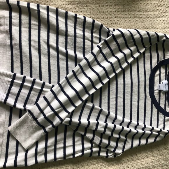 White and Navy Blue Striped Sweater - Picture 2 of 3